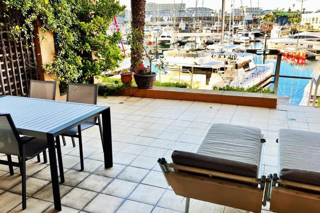 Parama 003 Secure, Luxurious Waterfront Apartment 开普敦 外观 照片